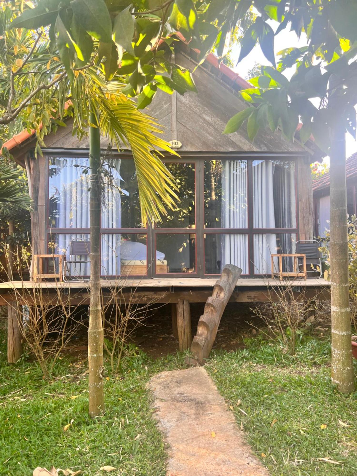 Komleo Farm Hotel Buon Ma Thuot Exterior foto