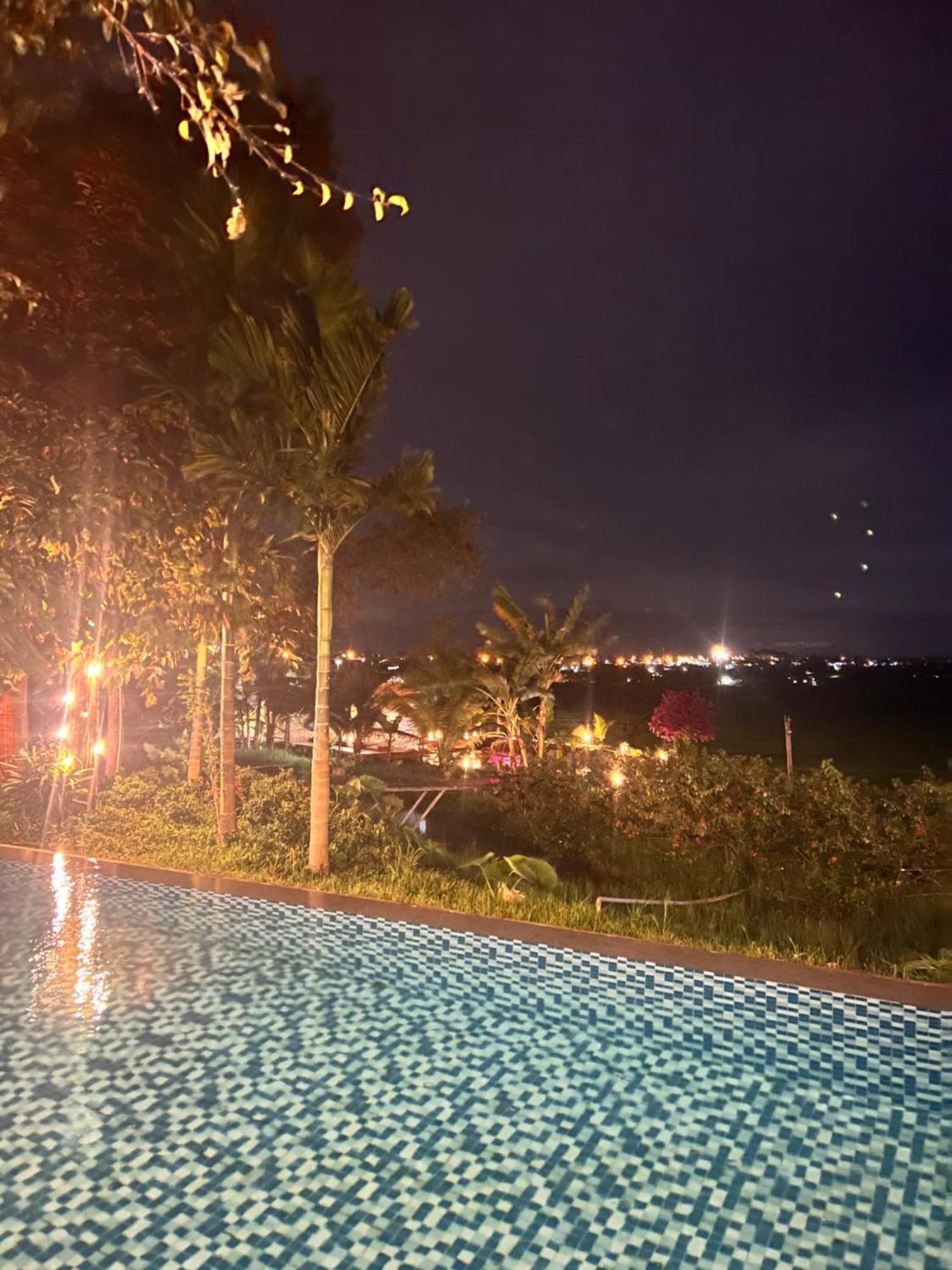 Komleo Farm Hotel Buon Ma Thuot Exterior foto